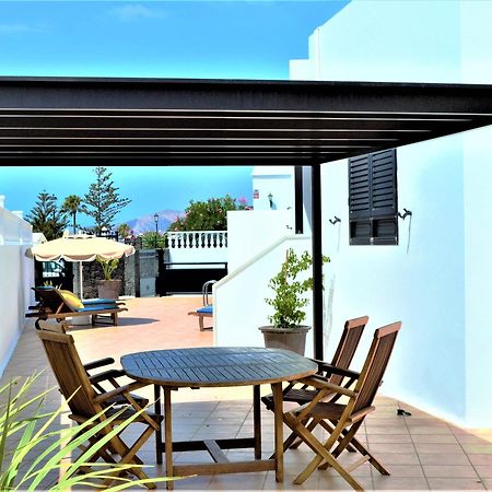 Grand Villa Famara Puerto Del Carmen Exterior photo